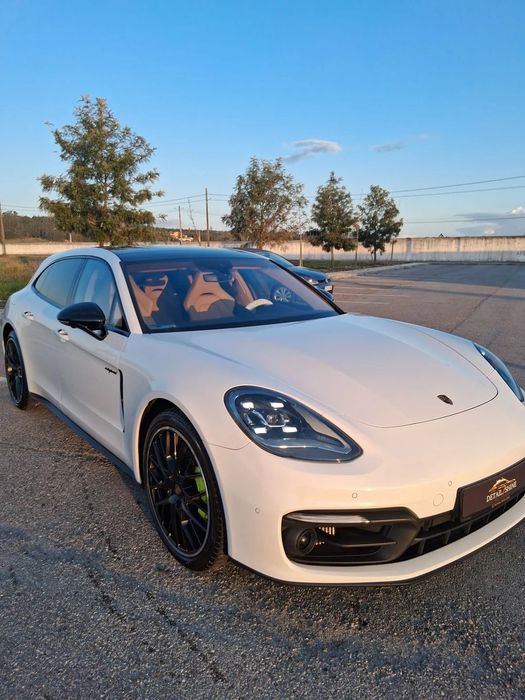 Porsche Panamera Sport Turismo 4S E-Hybrid