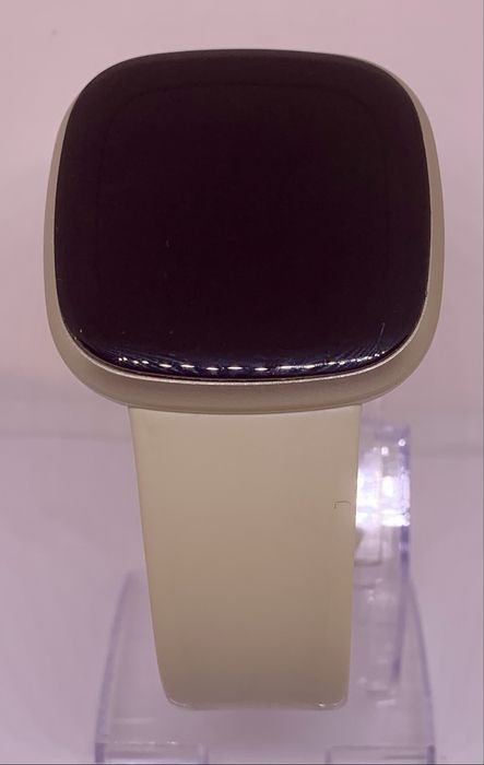 Fitbit VERSA 3,  10 sztuk / brak / reakcji na ladowarkę / stan bdb