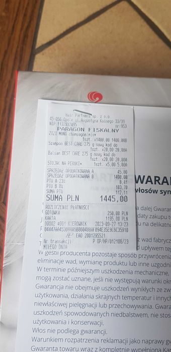 Peruka. Piękna, nowa w komplecie