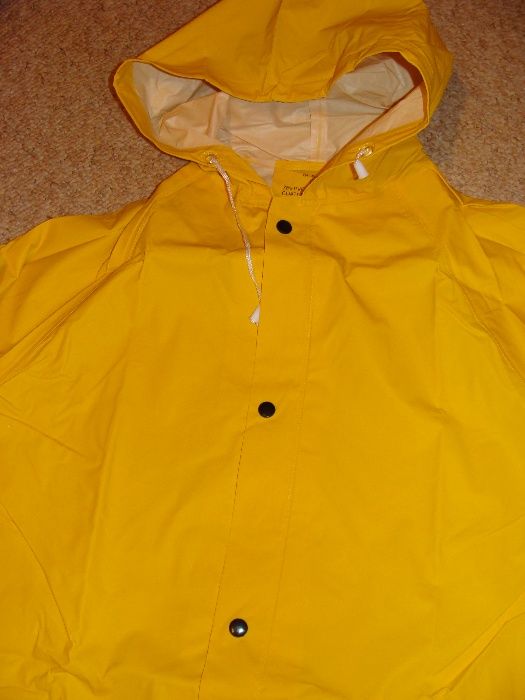 Продам костюм дождевик
