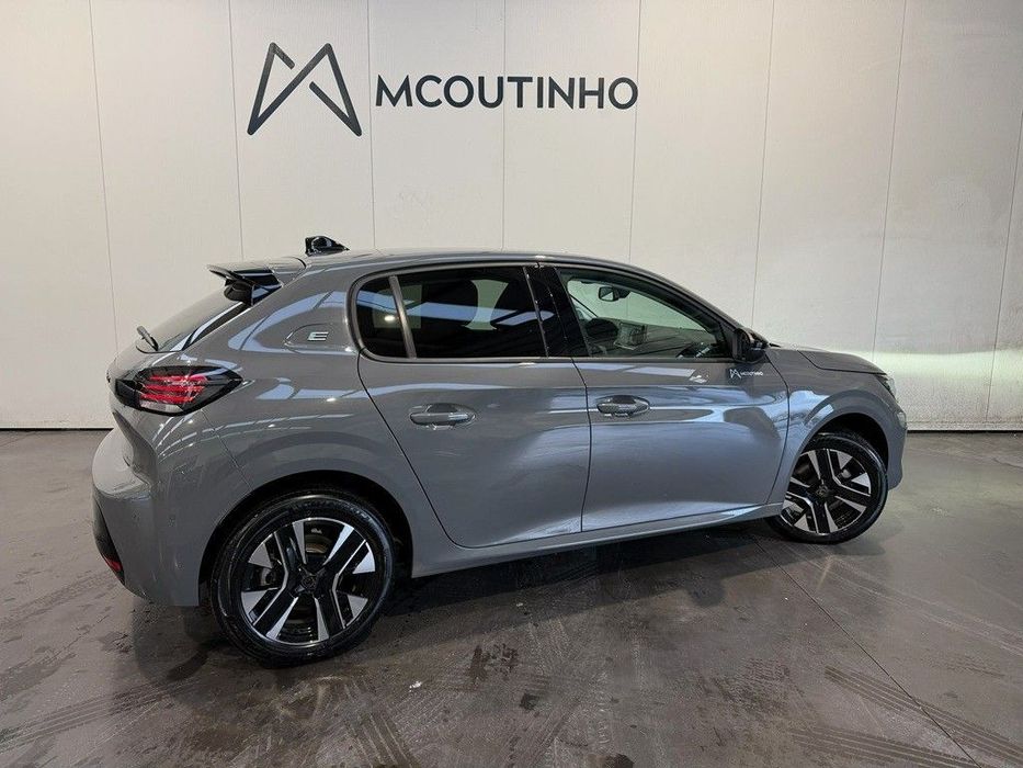 Peugeot e-208 51 kWh Allure