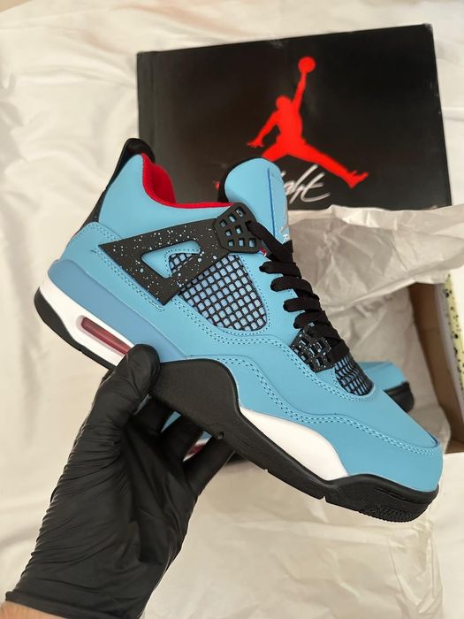 Jordan 4 Travis Scott Sneakers Size 42