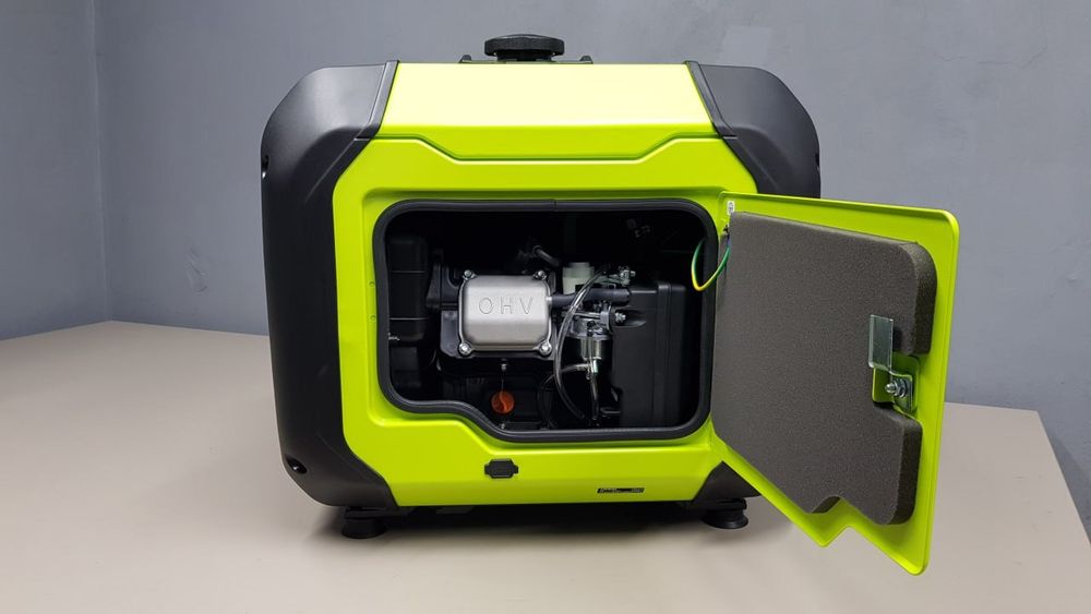 Продам Инверторный генератор