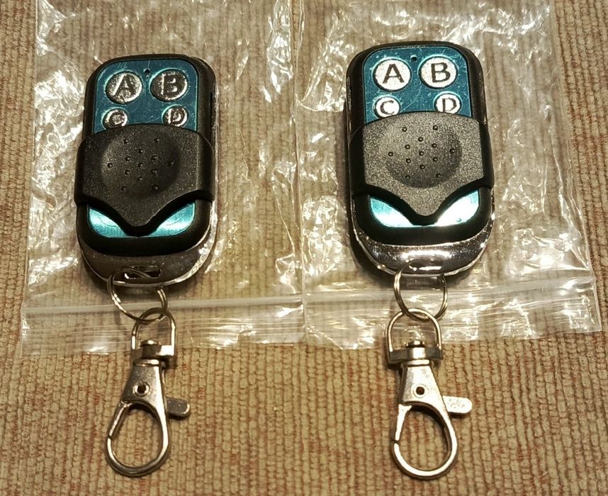 Pilot samokopiujący 2 sztuki,433,92MHz.