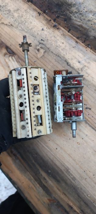 Плати радіодеталі радіатори