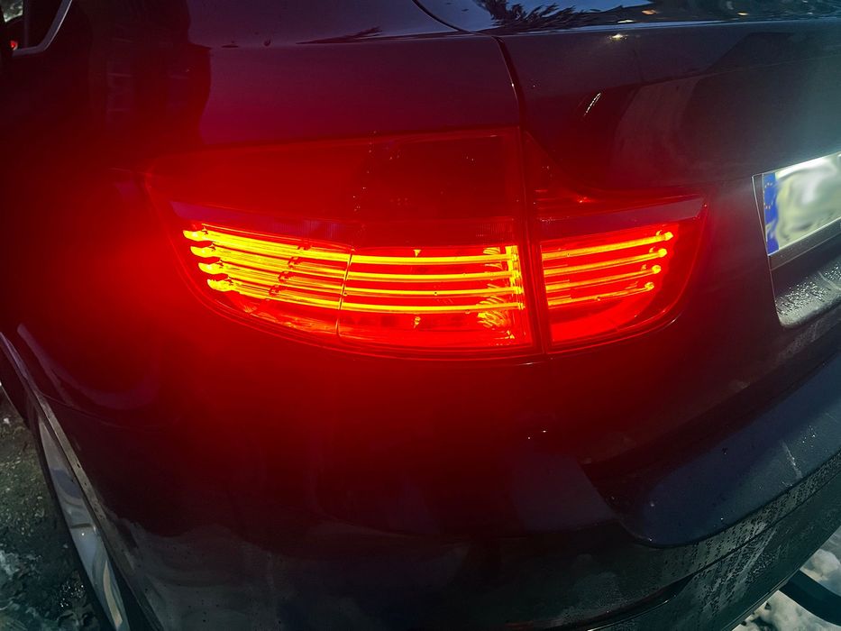 BMW X6 E71 2008-2012 (przedlift) HELLA komplet oryginalnych lamp tylnych
