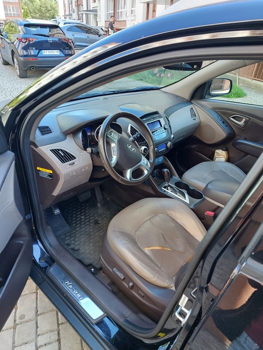 Hyundai Tucson 2012 Limited 2.4L Автомат