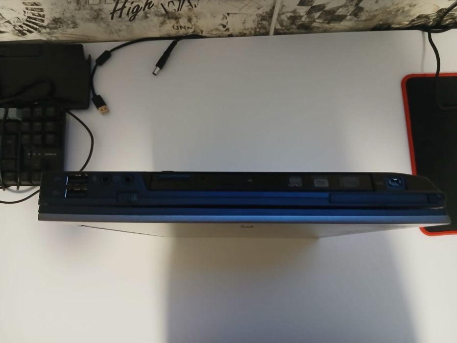 Продам ноутбук Dell.