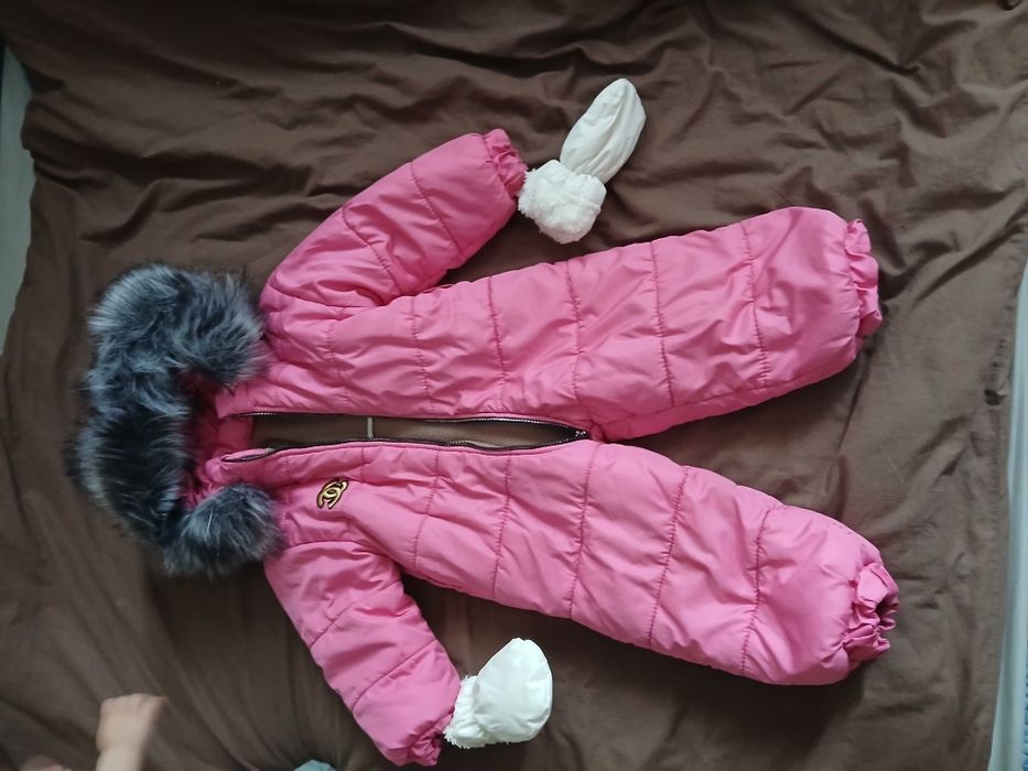 Зимний комбинезон на девочку