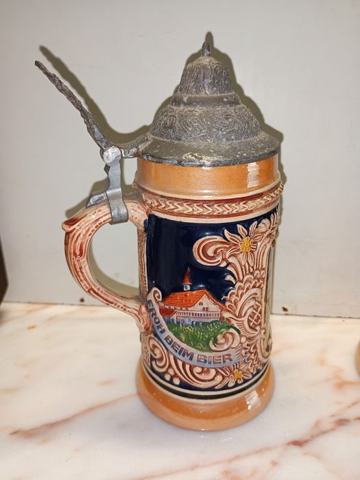 caneca de cerveja alemã (stein) da marca Gerz. As canecas Gerz ,20cm