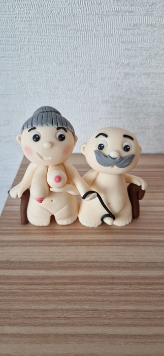 Babcia dziadek na wesoło masa cukrowa figurki na tort