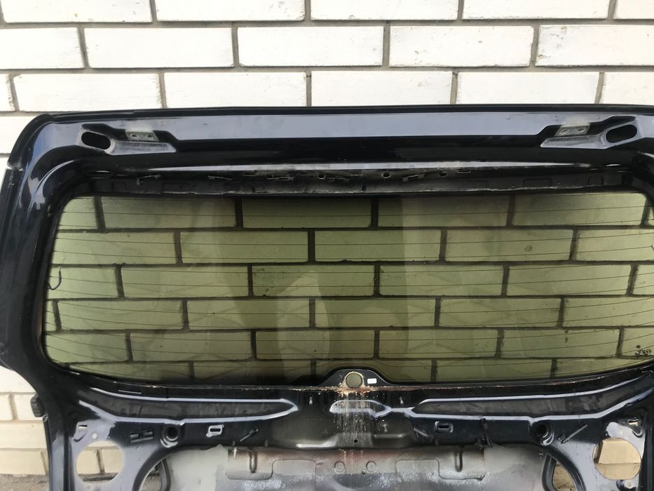 Кришка багажника пасат б6 універсал