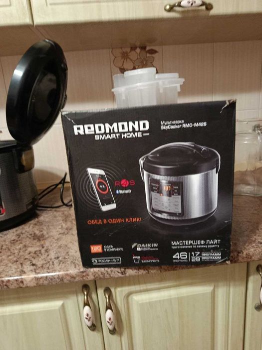 Мультиварка REDMOND SkyCooker RMC-M42S