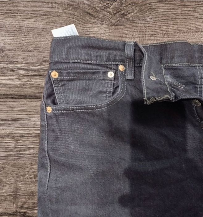 Мужские джинсы Lewis w36 l30 .Состояние новое