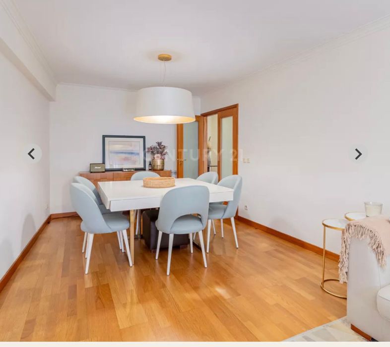 Mesa de Jantar Branca