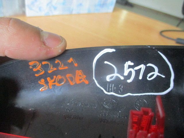 Luz stop adicional / 3º stop SKODA Fabia II Hatchback (542, 5J)