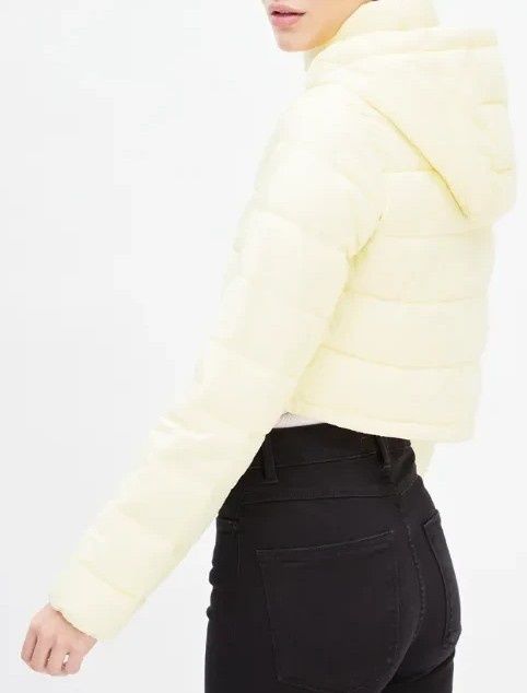Casaco/quispo curto acolchoado, impermeável, amarelo, Zara M - Novo