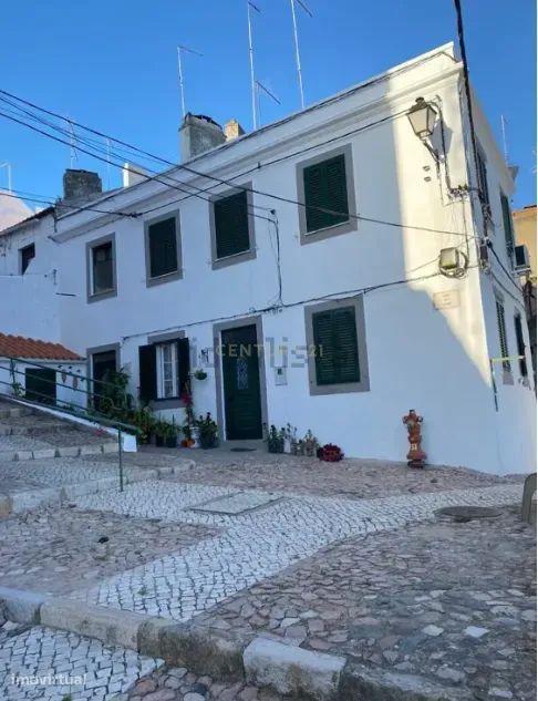 Prédio com dois apartamentos T2 independentes (sem inquilinos) | Alcác — Alcácer Do Sal (Santa Maria Do Castelo E Santiago) E Santa Susana, Setúbal