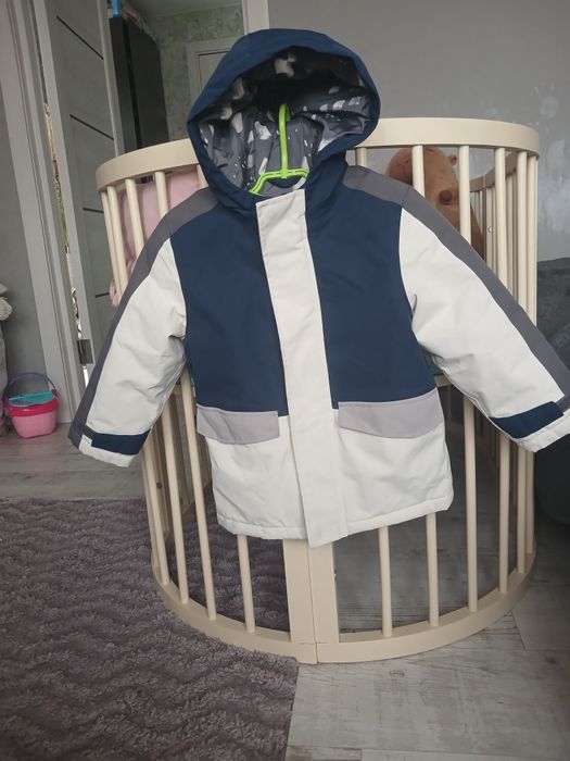 Куртка демісезонна на 2-3роки