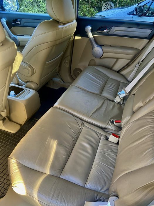 Honda crv 2.2 .poucos km. Excelente.