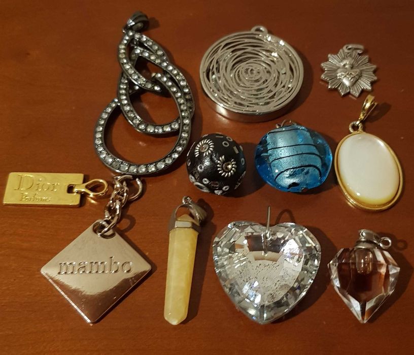 Bijuteria colares e pendentes