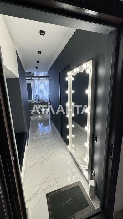 В продаже дизайнерская однокомнатная квартира на Таирова!