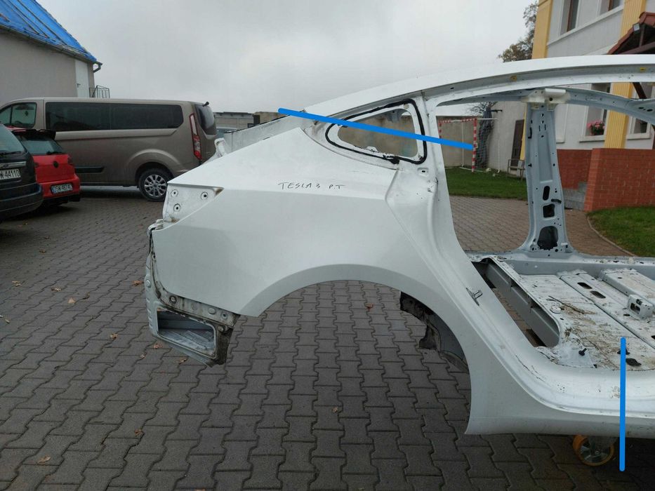 Tesla Model 3 крило переднє заднє ліве праве четверть
