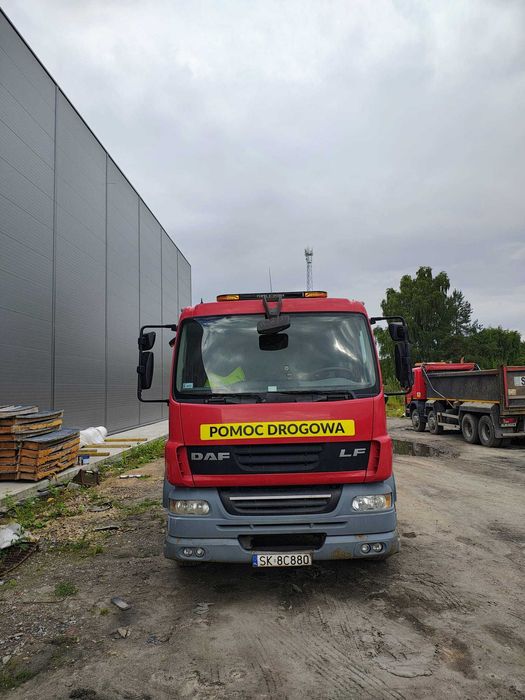 Pomoc drogowa samochód specjalny DAF 2007 rok