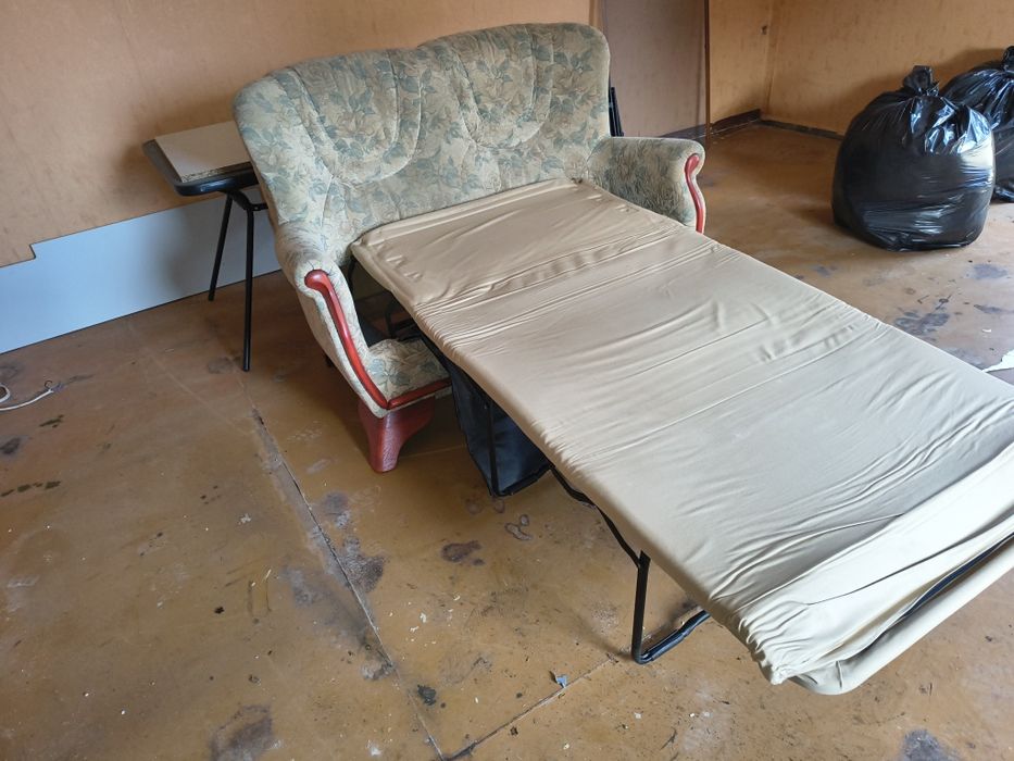 Sofa 2 oddam za darmo