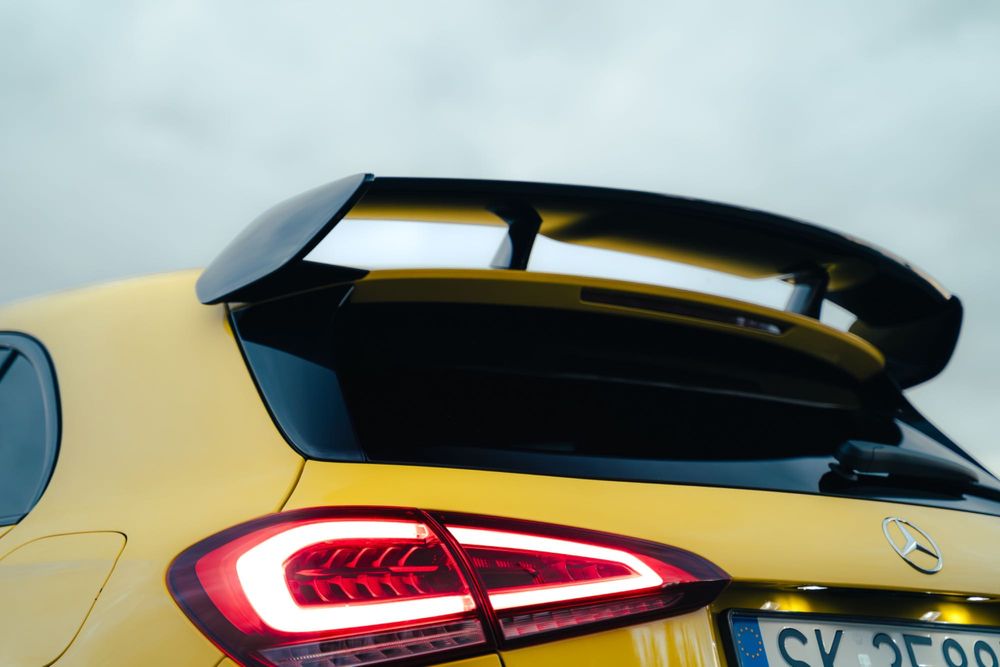 Wynajem samochodu Mercedes-AMG A45s 4MATIC+ - wypożyczalnia samochodów