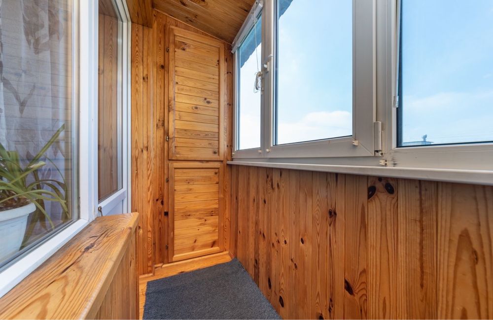 подобово квартира!  Прям біля м. Оболонь