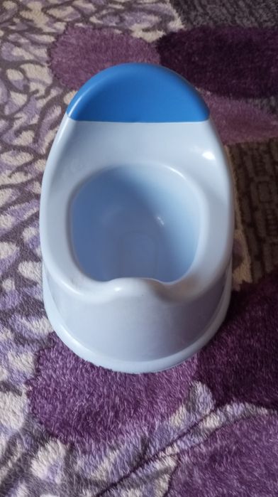 Детский горшок голубой