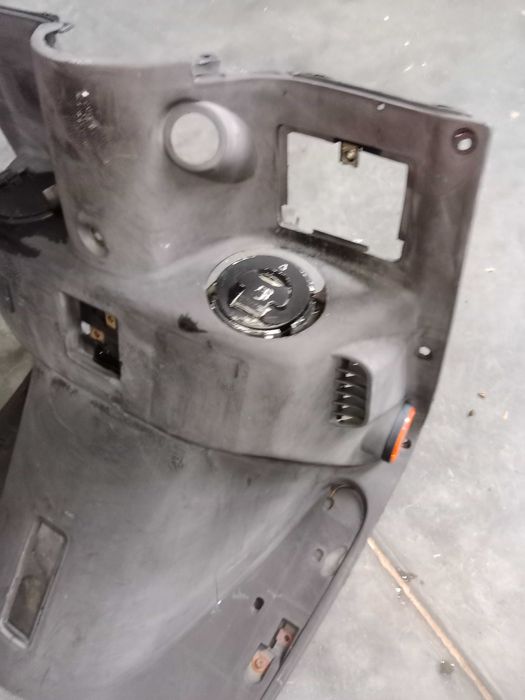 kymco spacer kokpit osłona kolan przed kolanami wypełnienie owiewka