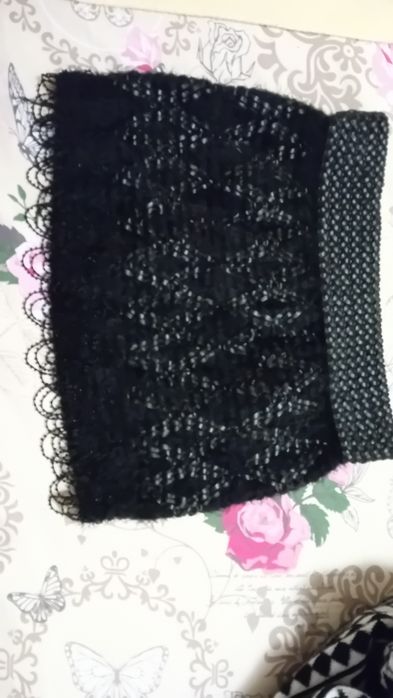 Mini saia couro e aplicações 34