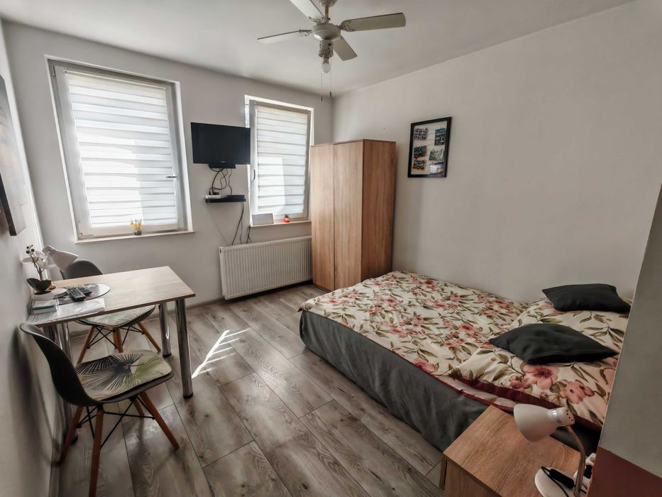 Nocleg w Jelenia Góra - Cieplice Zdrój - niezależny apartament od 150 zł