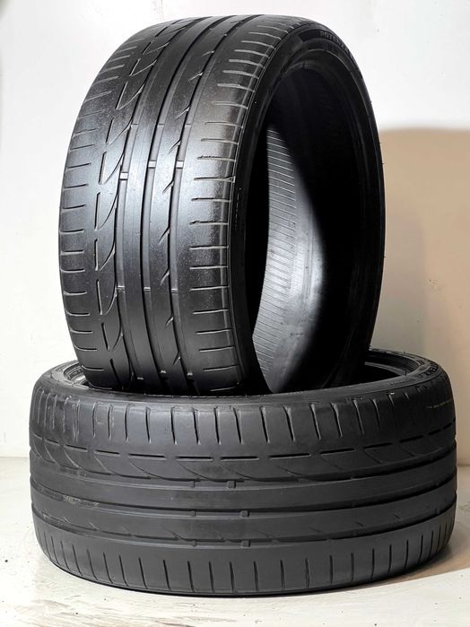Pneus Bridgestone Potenza S001 - 255/35/19 - Excelentes