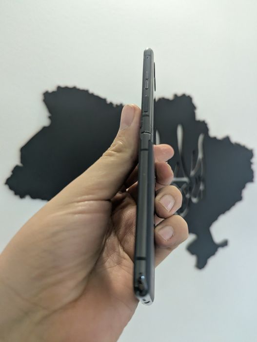 Moto razr 2023 plus 256gb.