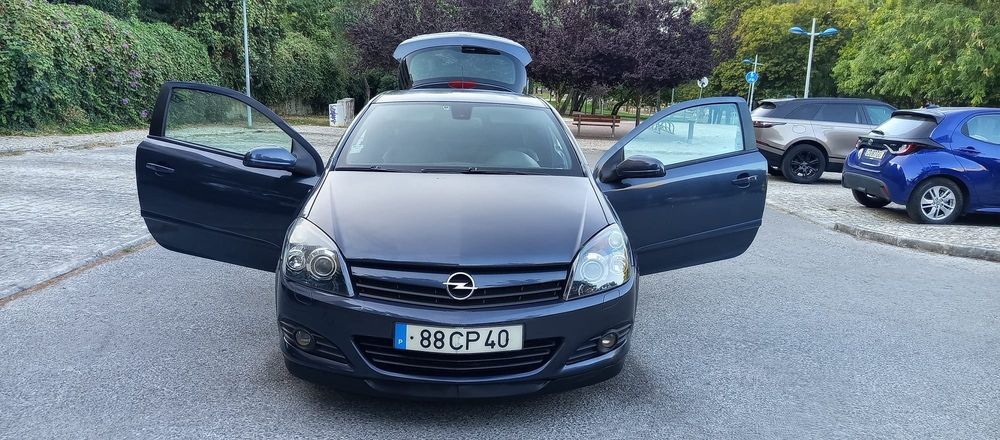 Opel Astra 1.3 GTC 5 LUGARES 90cvs 2006