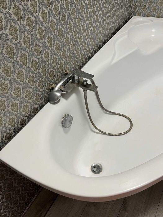 Ванна акрилова Koller Pool