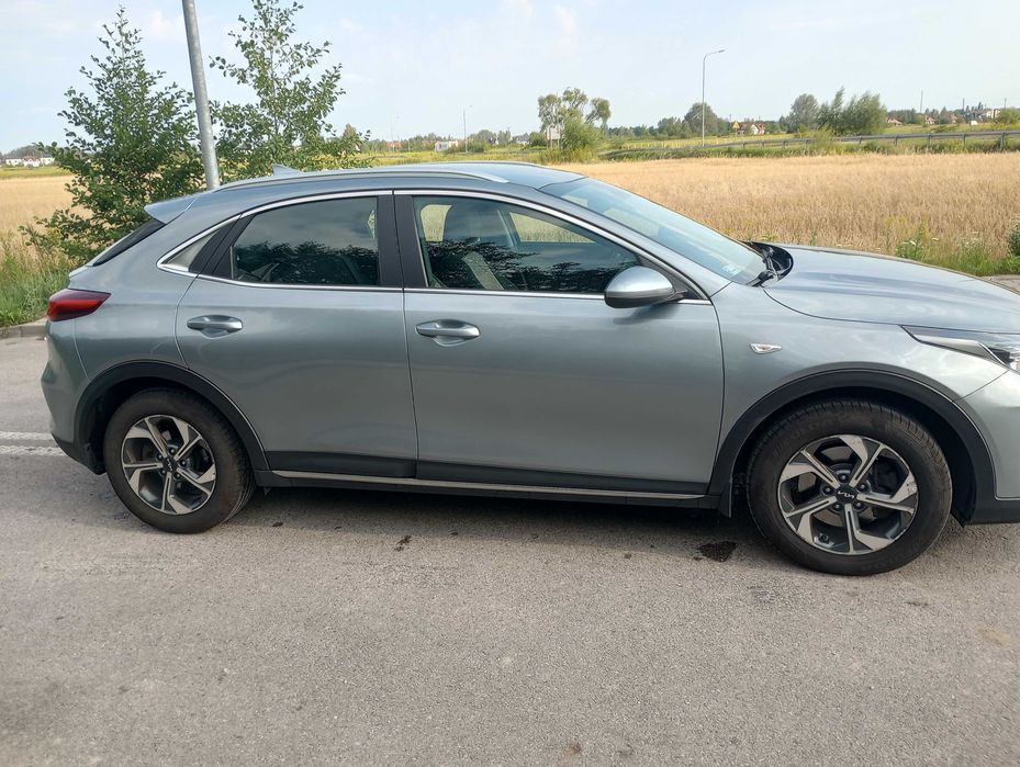 Kia xceed 1.5 2021 r 160 koni