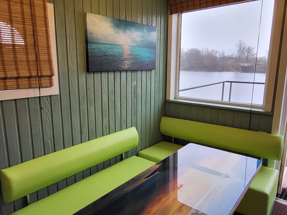 Комплекс Бані на Дніпрі. "Маячок"