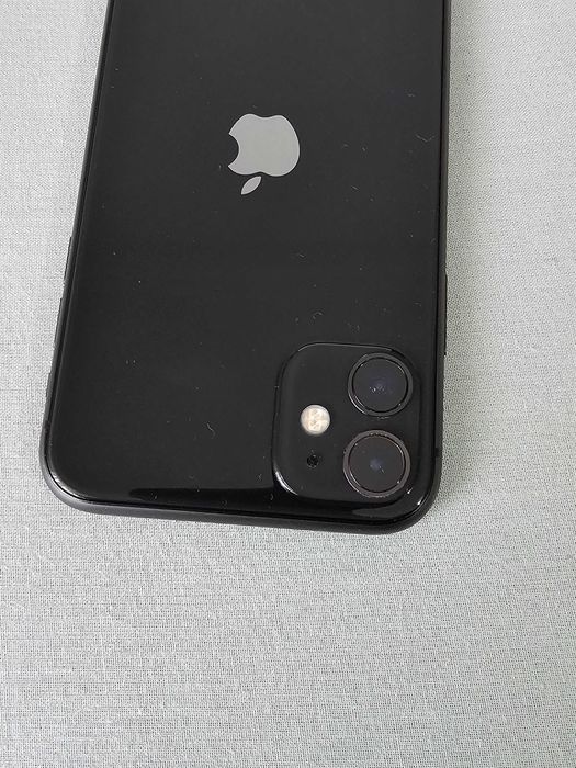 iphone 11 256GB. 100% Bateria original.  Muito bom