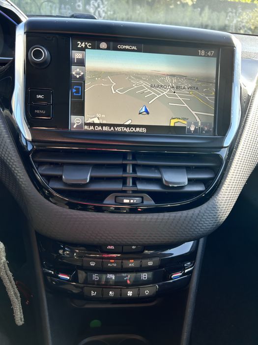 Peugeot 2008 1.6 hdi allure