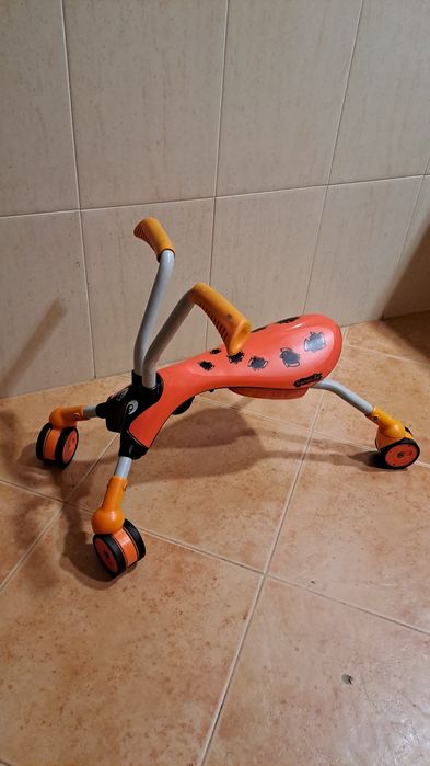 Scramble Bug - Corredor/Andarilho