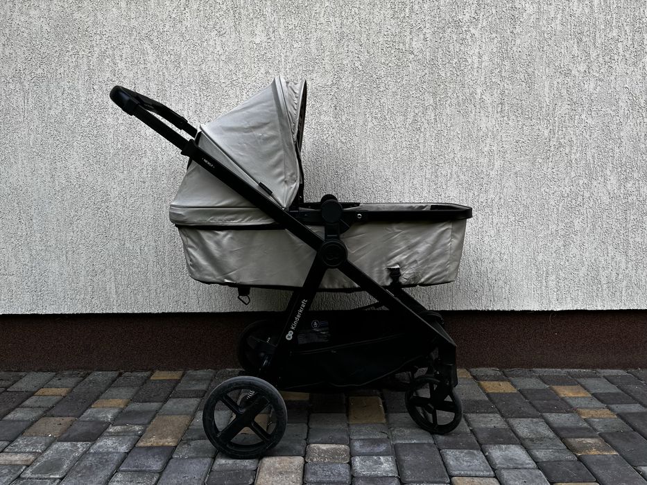 Коляска дитяча Kinderkraft Newly 2в1