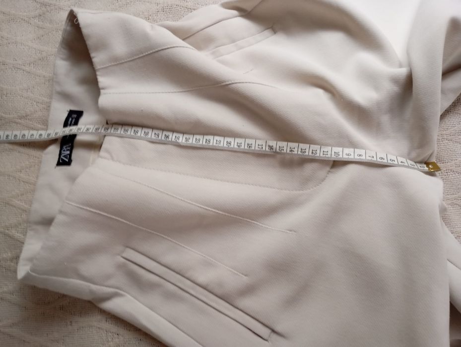 ZARA XS eleganckie beżowe ecru spodnie bardzo wysoki stan