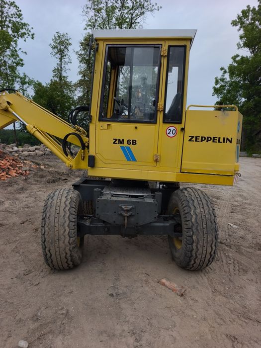 Zeppelin zm b6 koparka kołowa, koparko-ladowarka  minikoparka