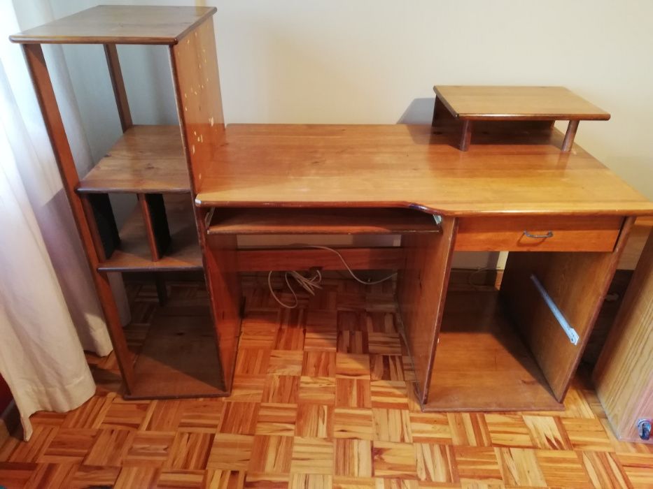 Secretária e Cadeira para escritório