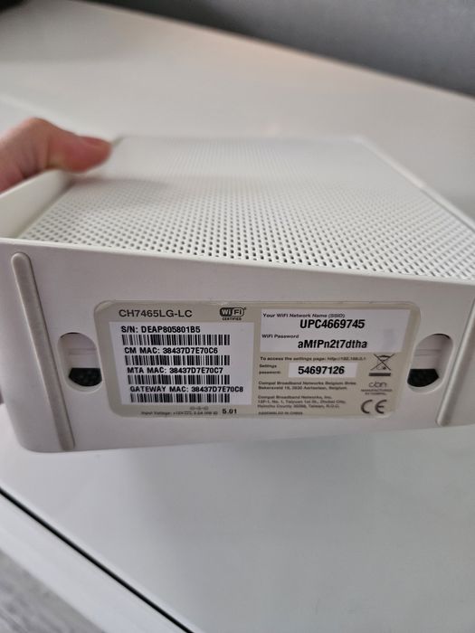 Router Upc wifi modem.