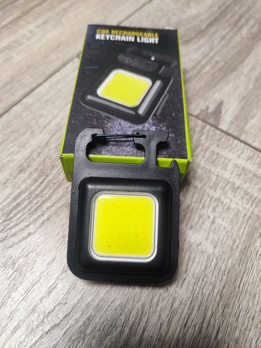 Led ліхтарик карманний USB.